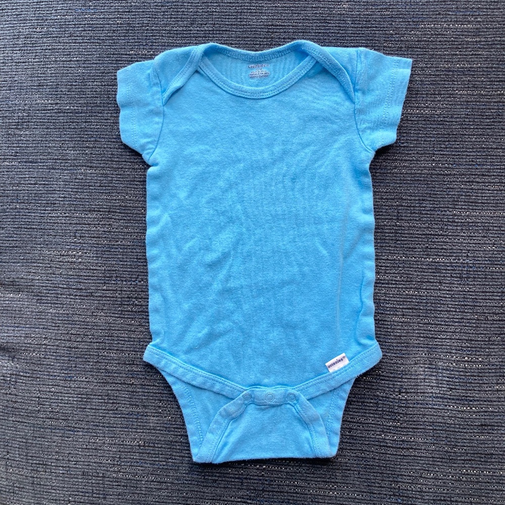 Gerber bodysuits 12m